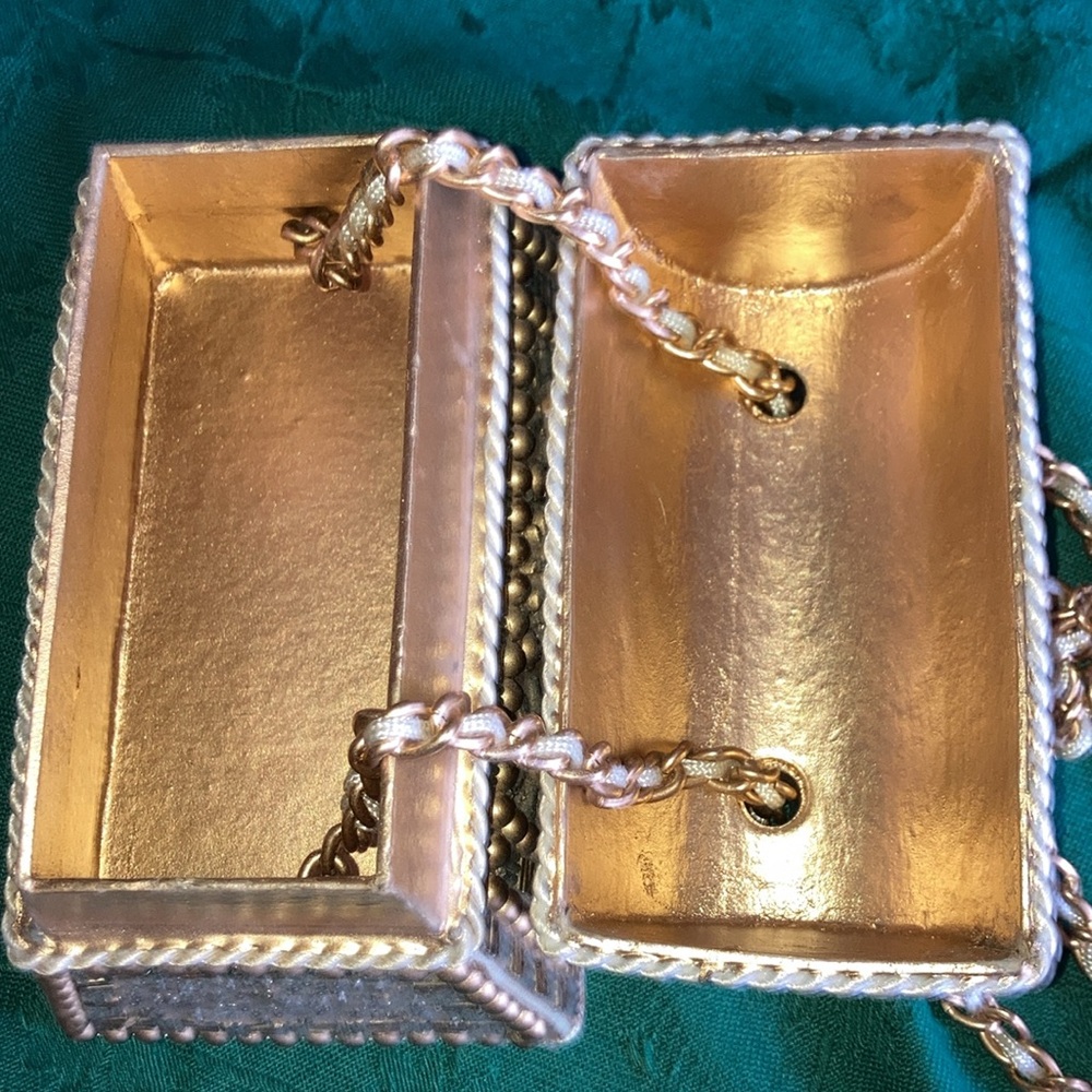 RARE vtg. MARY FRANCES treasurer chest purse w/gold lining, lift top.  $175 - Picture 4 of 9